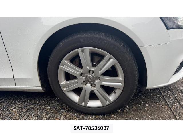 Audi A4 2009-10 8548888-8