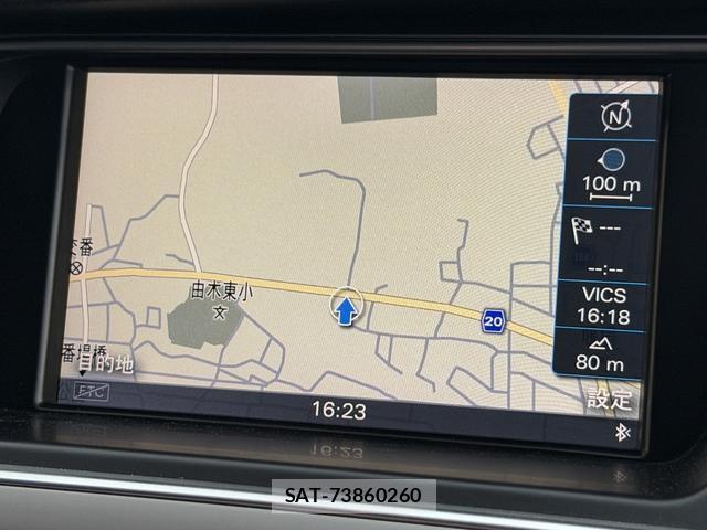 Audi A4 2014-01 8550952-4