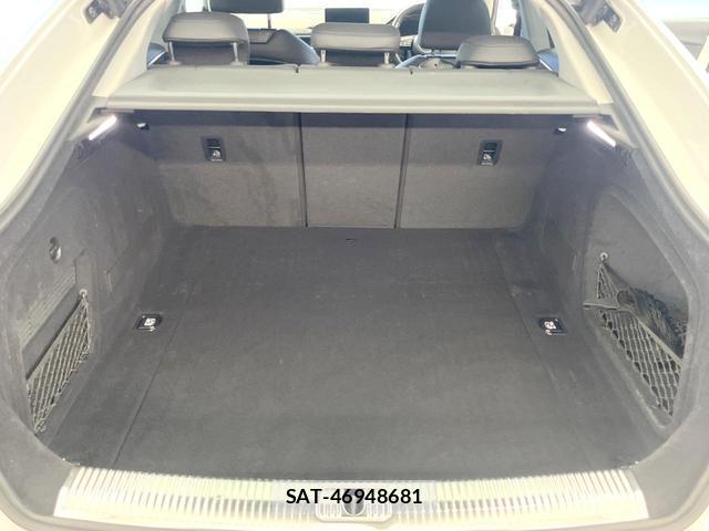 Audi A5 2019-03 8547208-10