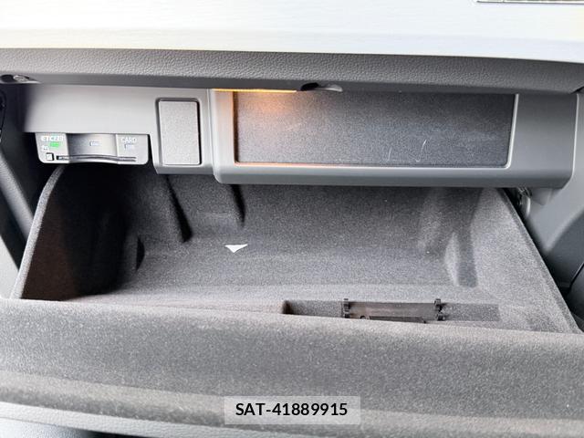 Audi A5 2024-04 8548685-14