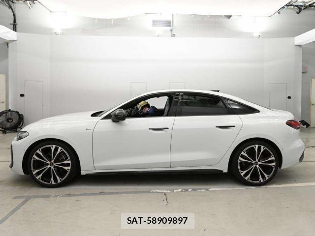 Audi A5 2025-06 8547825-10