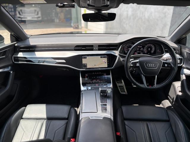 Audi A7 2021-10 8545922-2