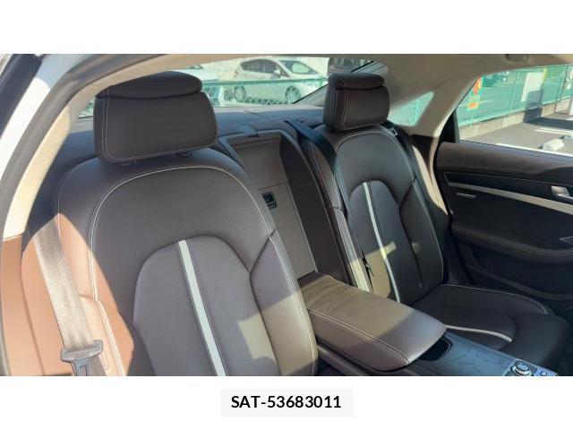 Audi A8 2014 8548766-6