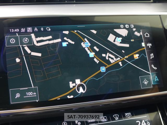 Audi A8 2022-11 8549767-15