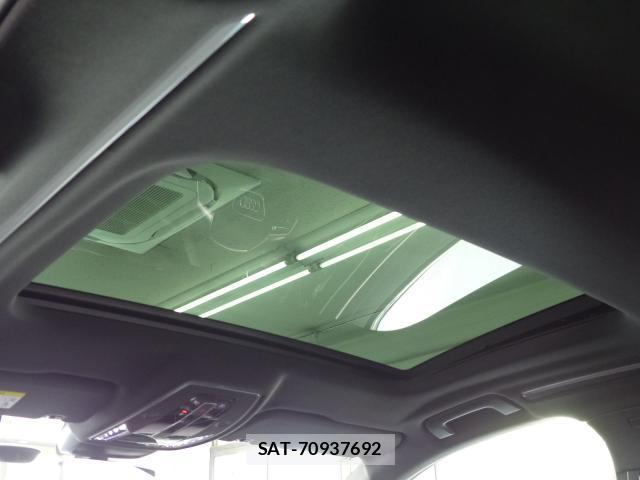 Audi A8 2022-11 8549767-9
