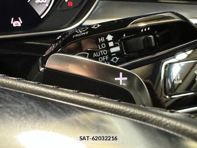 Audi A8 2019-05 8551369-14