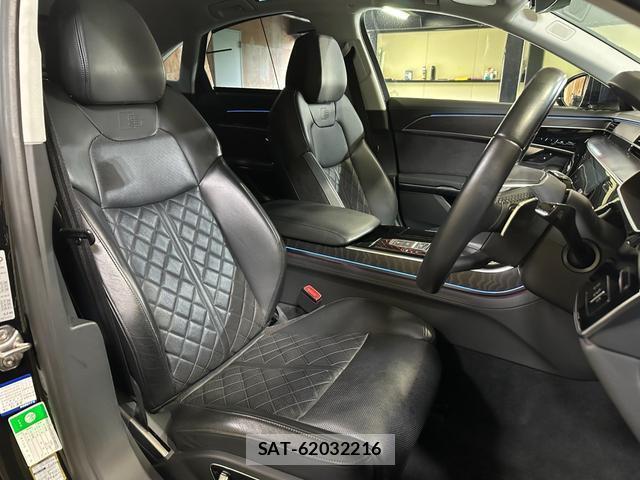 Audi A8 2019-05 8551369-7
