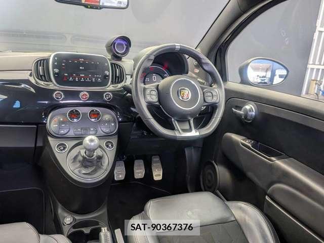 Abarth 595 2021-06 8547106-6