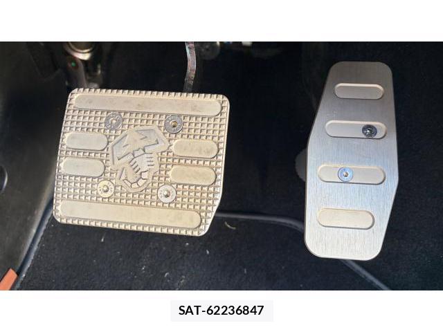 Abarth 595 2016 8548789-16