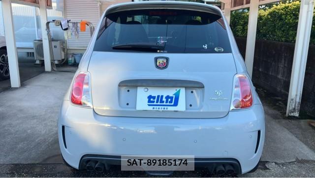 Abarth 595 2016-05 8550438-1