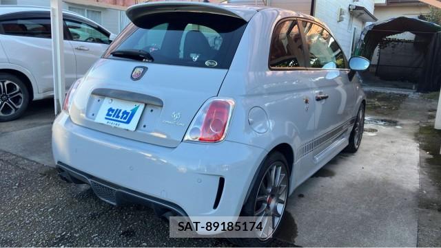 Abarth 595 2016-05 8550438-12