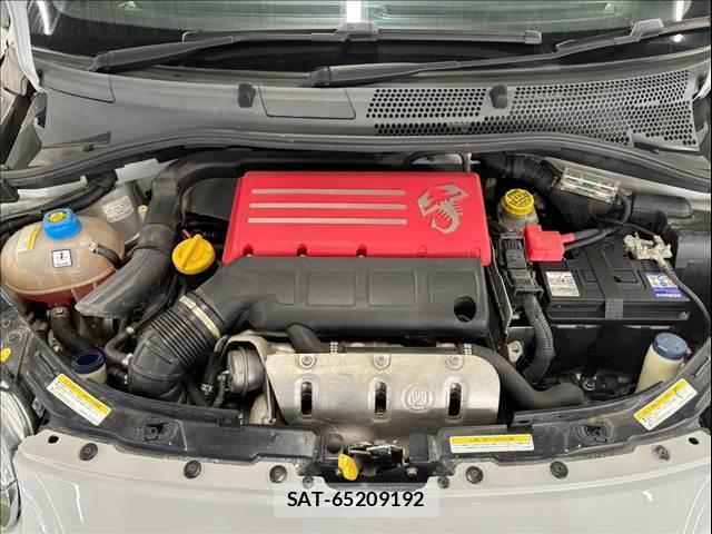 Abarth 595 2017-06 8552725-11