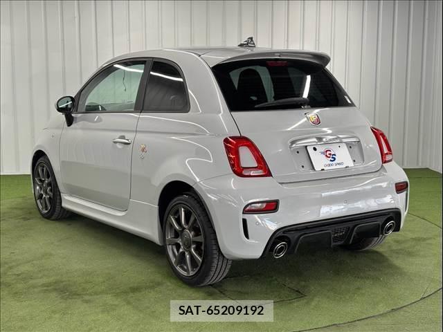 Abarth 595 2017-06 8552725-16