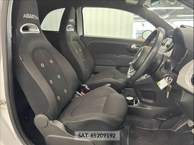 Abarth 595 2017-06 8552725-6