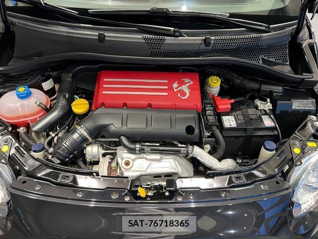 Abarth 695 2022-10 8545712-12