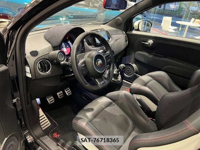 Abarth 695 2022-10 8545712-4