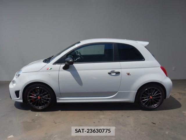 Abarth 695 2023-09 8547947-10
