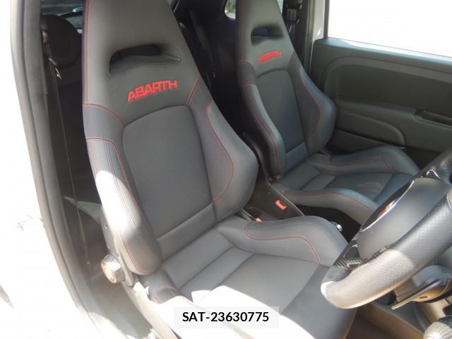 Abarth 695 2023-09 8547947-5