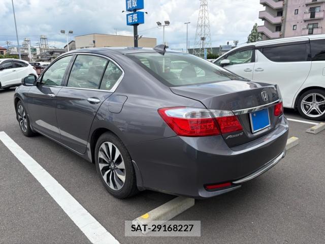 Honda ACCORD HYBRID 2014-01 8545940-13