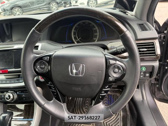Honda ACCORD HYBRID 2014-01 8545940-16