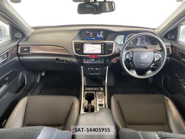 Honda ACCORD HYBRID 2017-07 8549821-1
