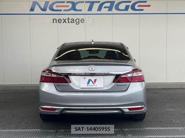 Honda ACCORD HYBRID 2017-07 8549821-15
