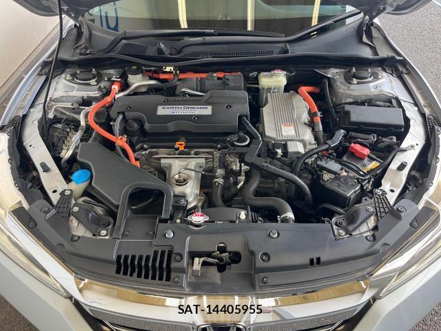 Honda ACCORD HYBRID 2017-07 8549821-18