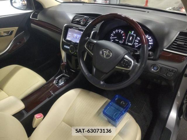 Toyota ALLION 2017-01 8546426-2