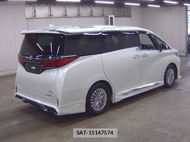 Toyota ALPHARD HYBRID 2023-08 8546420-4