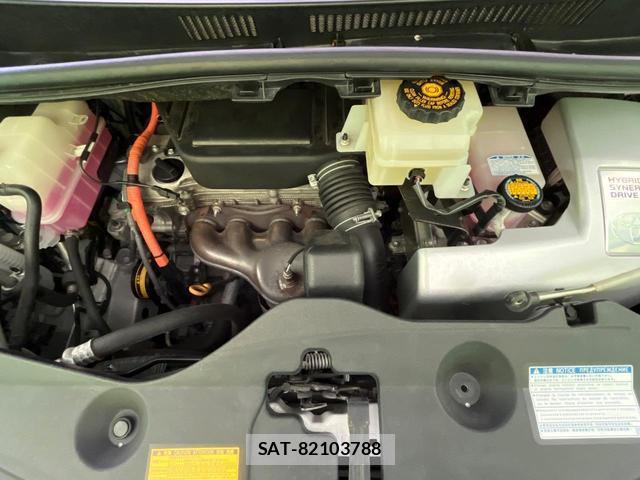 Toyota ALPHARD HYBRID 2013-10 8550816-18
