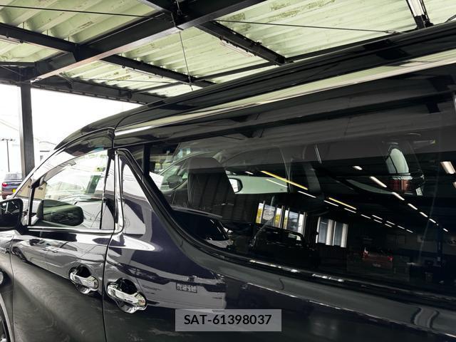 Toyota ALPHARD HYBRID 2020-08 8551528-10