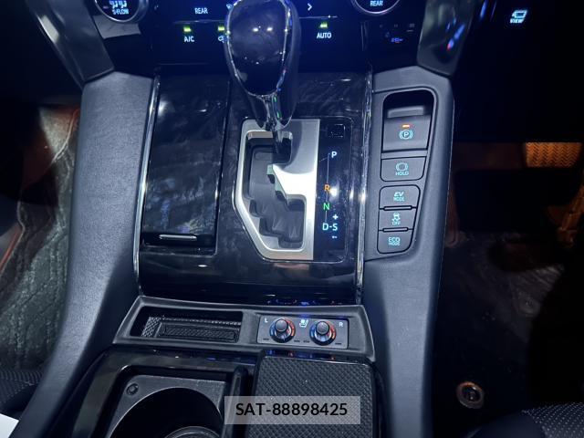 Toyota ALPHARD HYBRID 2018-07 8551582-13