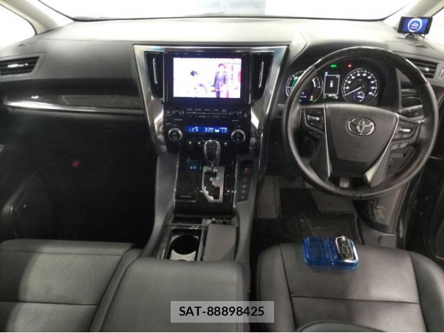 Toyota ALPHARD HYBRID 2018-07 8551582-2