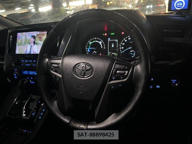 Toyota ALPHARD HYBRID 2018-07 8551582-8