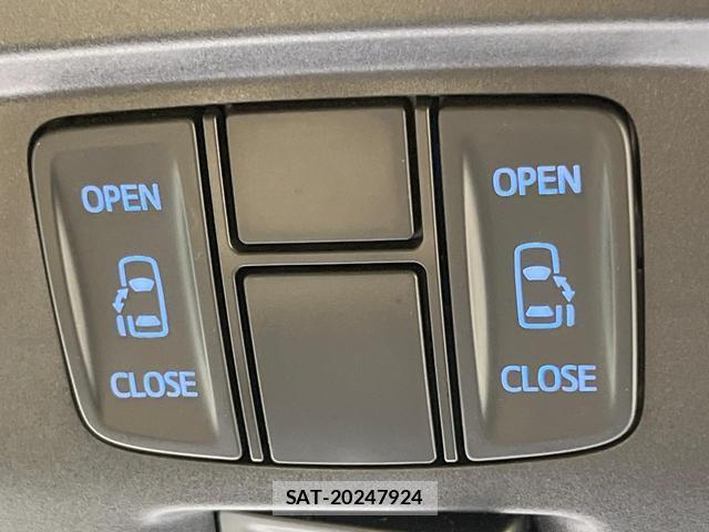 Toyota ALPHARD HYBRID 2017-02 8551688-4