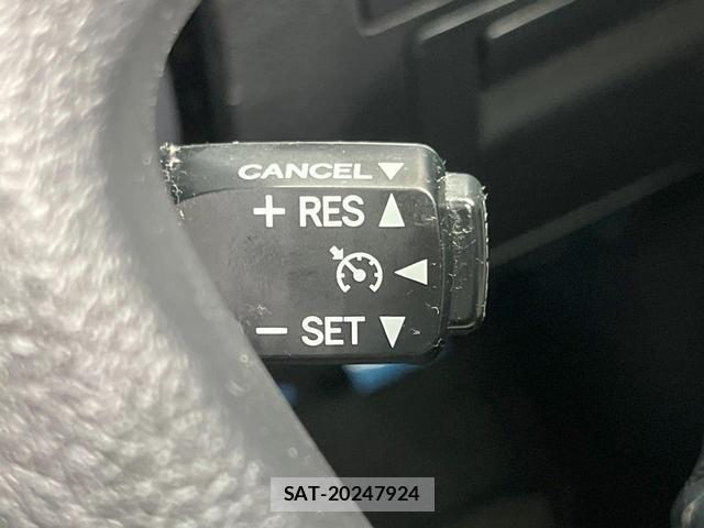 Toyota ALPHARD HYBRID 2017-02 8551688-5