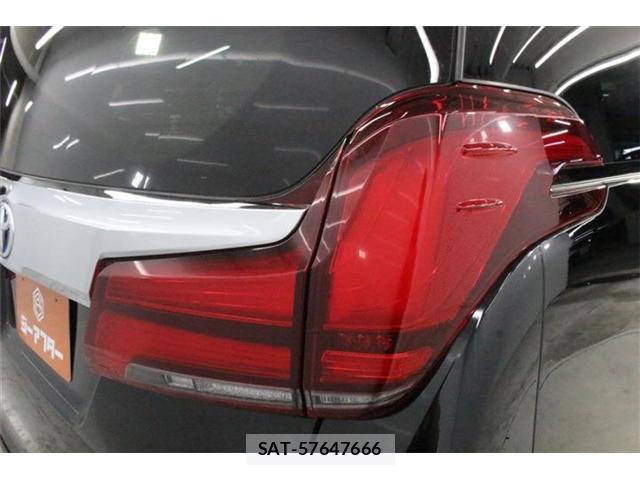 Toyota ALPHARD HYBRID 2018-03 8551854-18