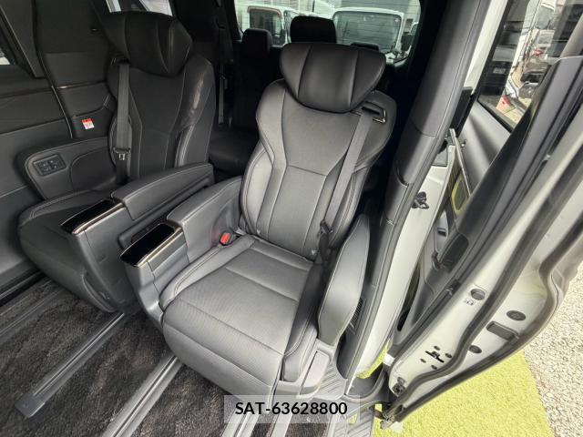 Toyota ALPHARD HYBRID 2023-12 8551926-16