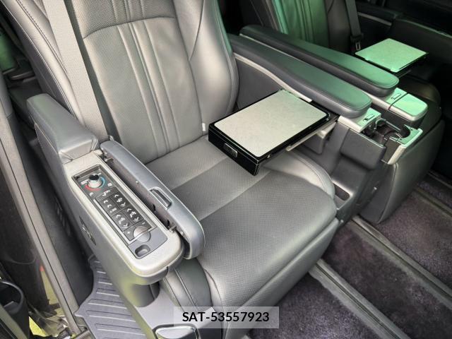Toyota ALPHARD HYBRID 2018-11 8551928-13
