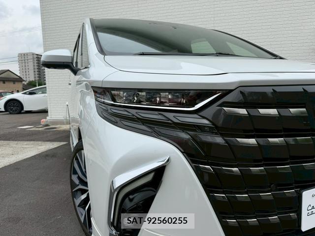 Toyota ALPHARD 2023-10 8545824-17
