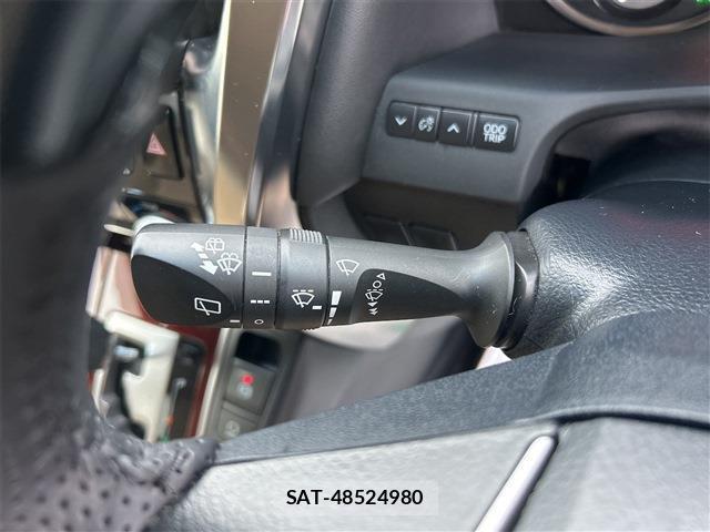 Toyota ALPHARD 2016-01 8546795-16