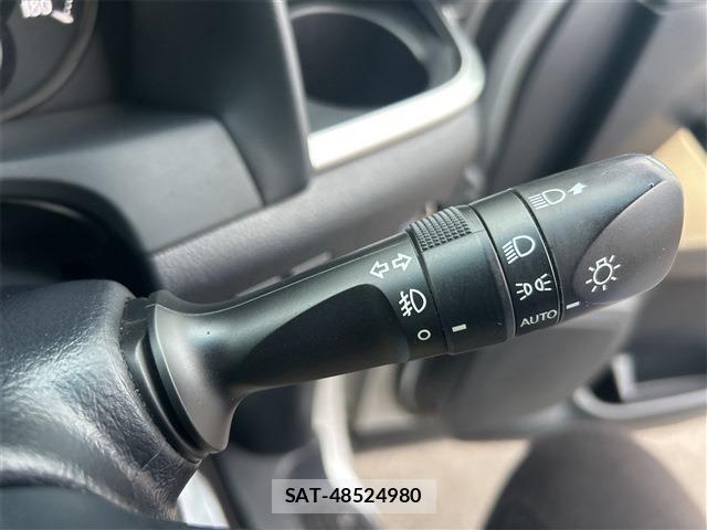 Toyota ALPHARD 2016-01 8546795-17