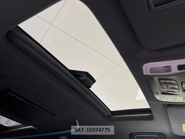 Toyota ALPHARD 2017-12 8546956-2