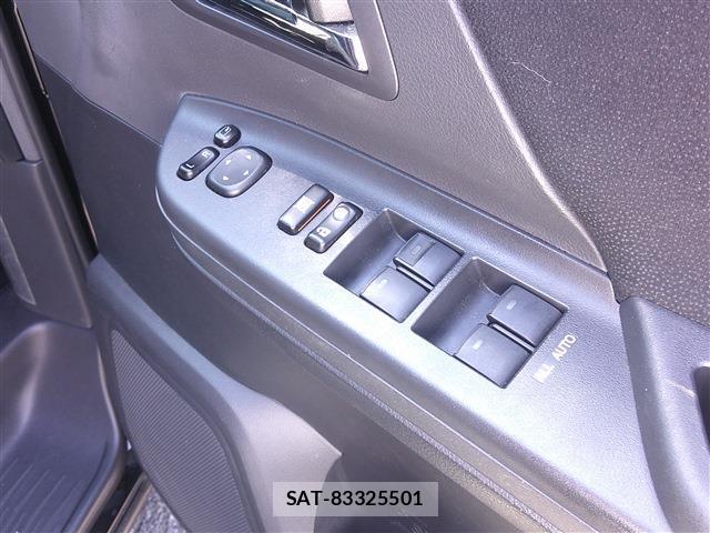 Toyota ALPHARD 2014-06 8547127-16