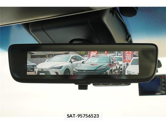 Toyota ALPHARD 2019-01 8549315-11