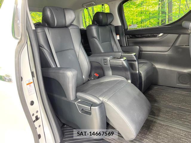 Toyota ALPHARD 2019-09 8549432-8