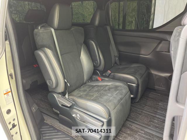 Toyota ALPHARD 2020-07 8549584-8