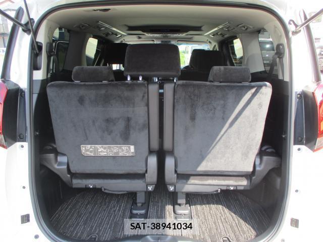 Toyota ALPHARD 2017-02 8550664-15