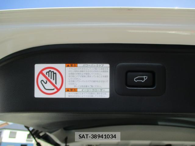 Toyota ALPHARD 2017-02 8550664-16