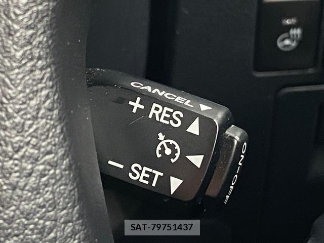 Toyota ALPHARD 2015-10 8551477-13